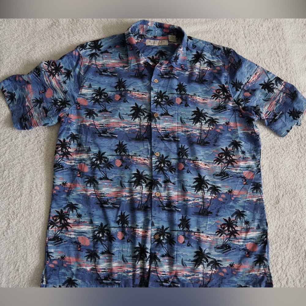 Island Republic Blue Palm-Print Short Sleeve Button-Down Shirt Hawaiian Style